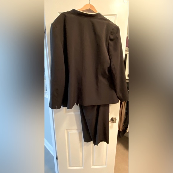 Plus size Designer black suit with white piping - Picture 7 of 7